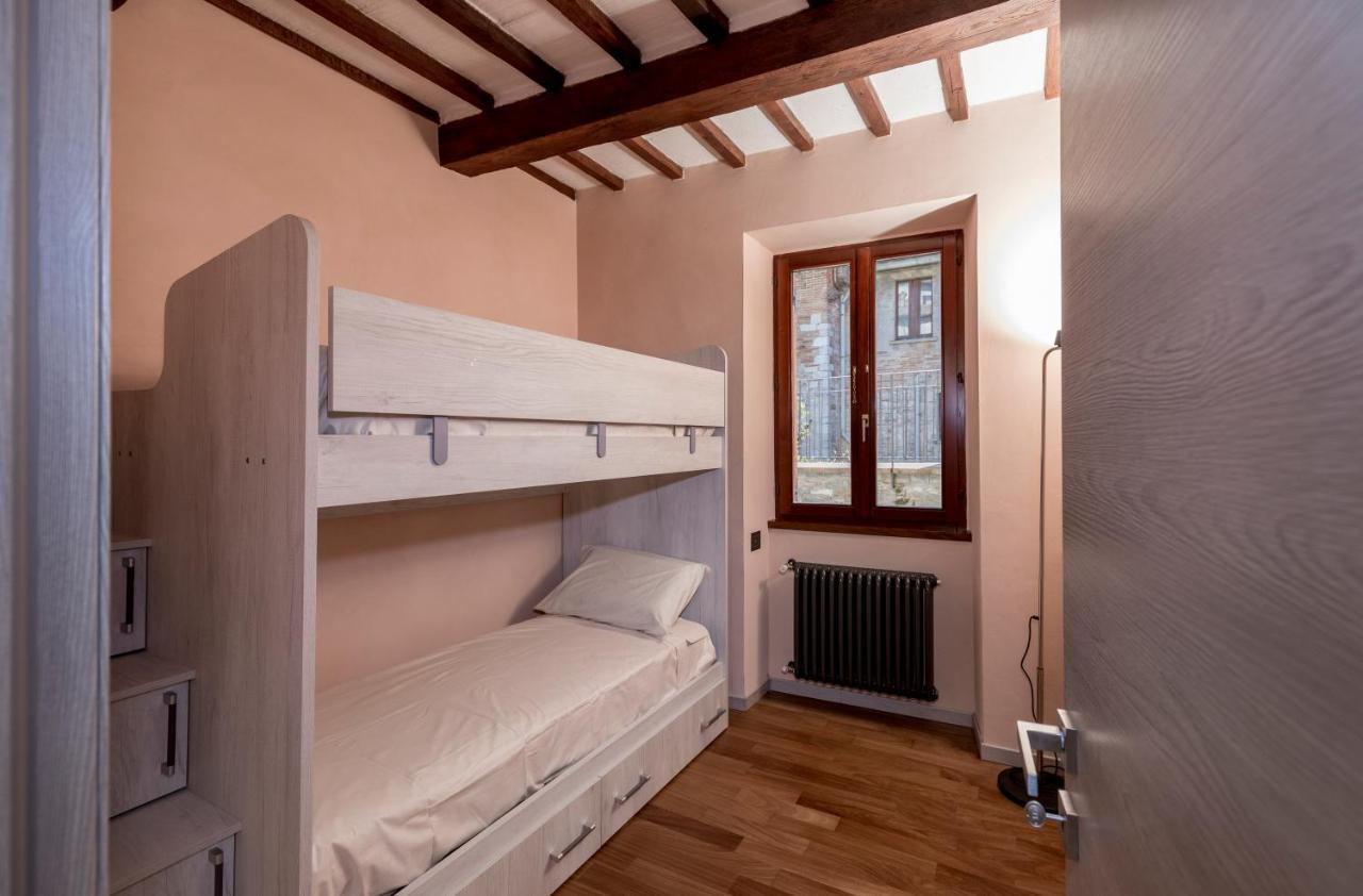 B&B Luxury Apartment Suite Gubbio 2 Camere E Divano Letto Exterior photo